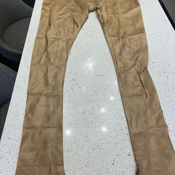 Indian / Punjabi suit - Picture 9 of 10